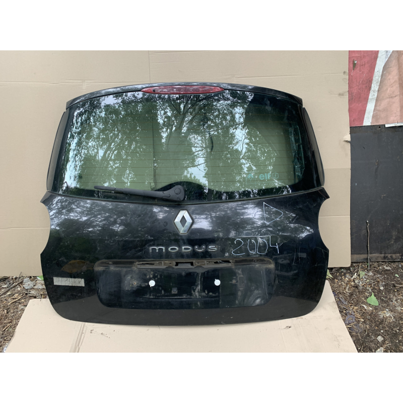 Двері задні (багажні 3/5-я (ляда) у зборі на Renault Modus  7751475522 8200313354