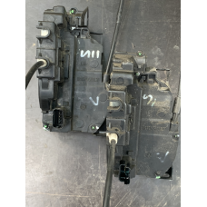 Замок дверцят на Renault Modus 8200219246 8200219247 8200288314 8200288315
