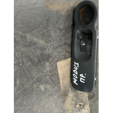 Панель керування склопідіймачем права сторона Renault Modus   2808201 8200278436