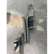 Напрямна скло Renault Modus 8200303599