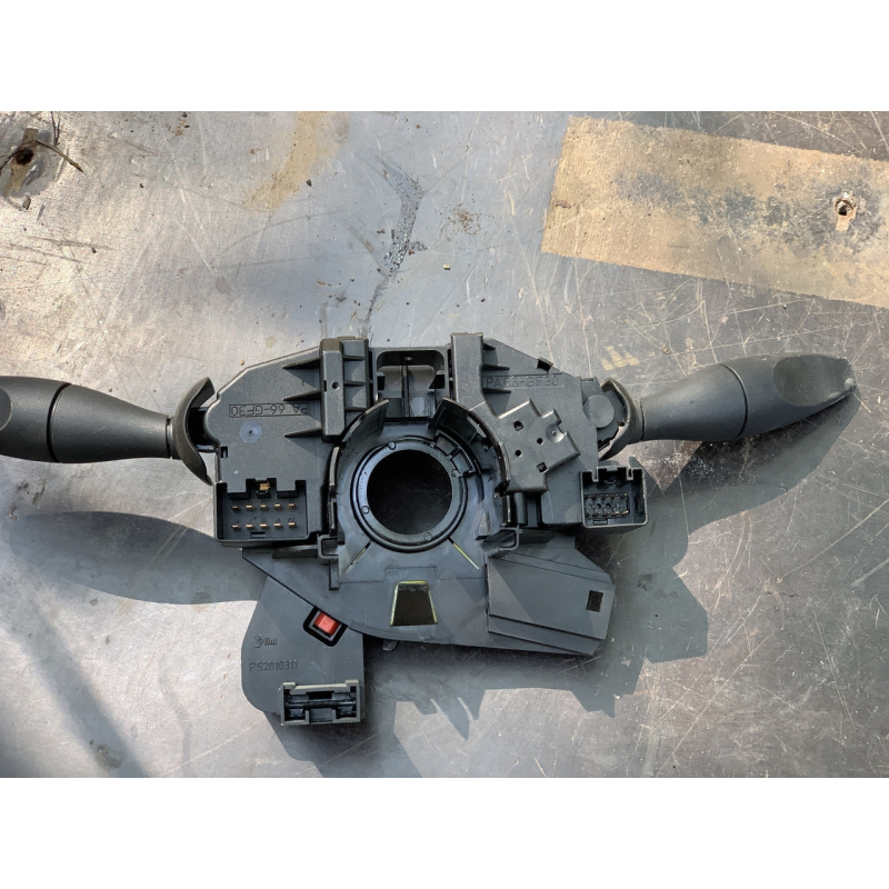 Перемикач підрулевий у зборі Ford Focus MK1 98AG13335AG 98AG17A553CC Перемикач підрулевий у зборі Ford Focus MK1 98AG13335AG 98AG17A553CC