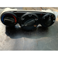 Блок керування пічкою на Ford Focus MK1 1S4H18C419BA 98AB18C419 XS6T14489KFA