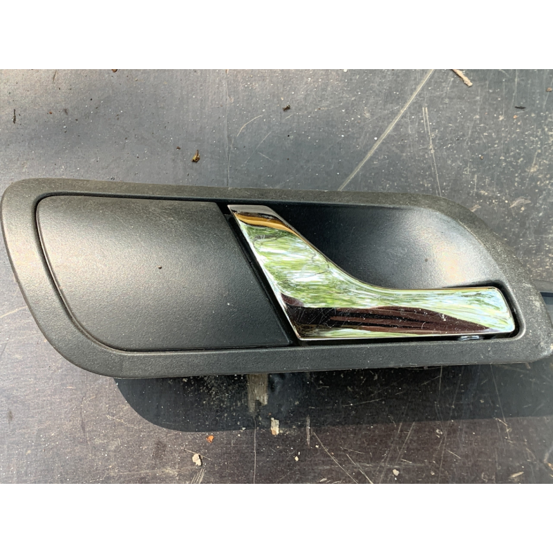 Ручка дверей усередину передня права Skoda Fabia 6Y0837248 0010111796720 Ручка дверей усередину передня права Skoda Fabia 6Y0837248 0010111796720