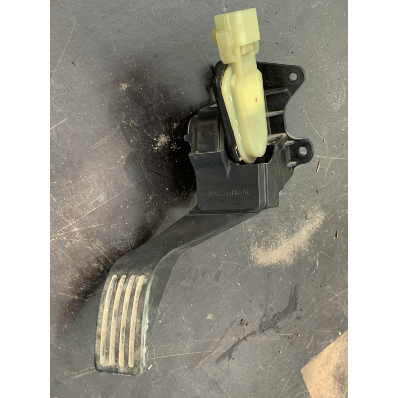 Педаль газу/Потенціометр Ford Focus MK1 2M519F836AD 2M-51-9F836-AC 2M519F836AC