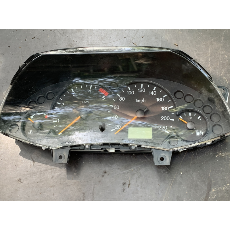 Панель приладів Ford Focus MK1 98AP10841BC 98AP-10841-BC 1M5F-10849 Панель приладів Ford Focus MK1 98AP10841BC 98AP-10841-BC 1M5F-10849