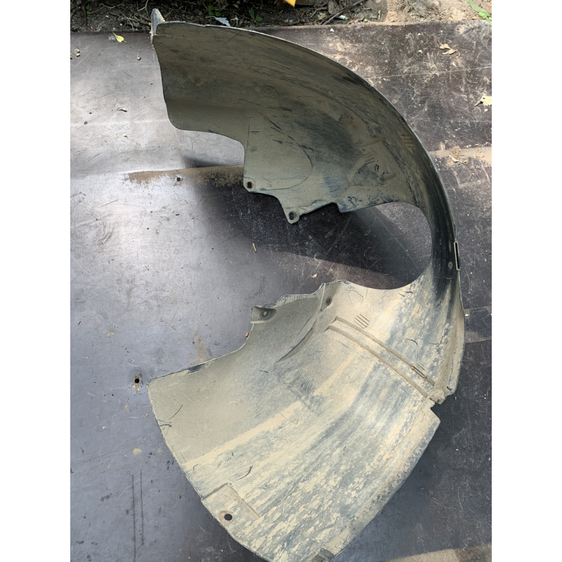 Підкрилок передній правий Ford Focus MK1 2M5116114AB 2M51-16114-AB Підкрилок передній правий Ford Focus MK1 2M5116114AB 2M51-16114-AB