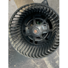 Вентилятор печки Ford Focus MK1 XS4H18456AD  XS4H-18456-AD