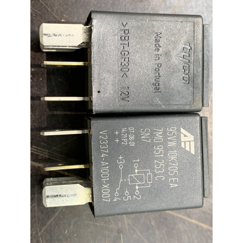 Реле електричне багатофункціональне VAG 7M0951253C 95VW10K705EA