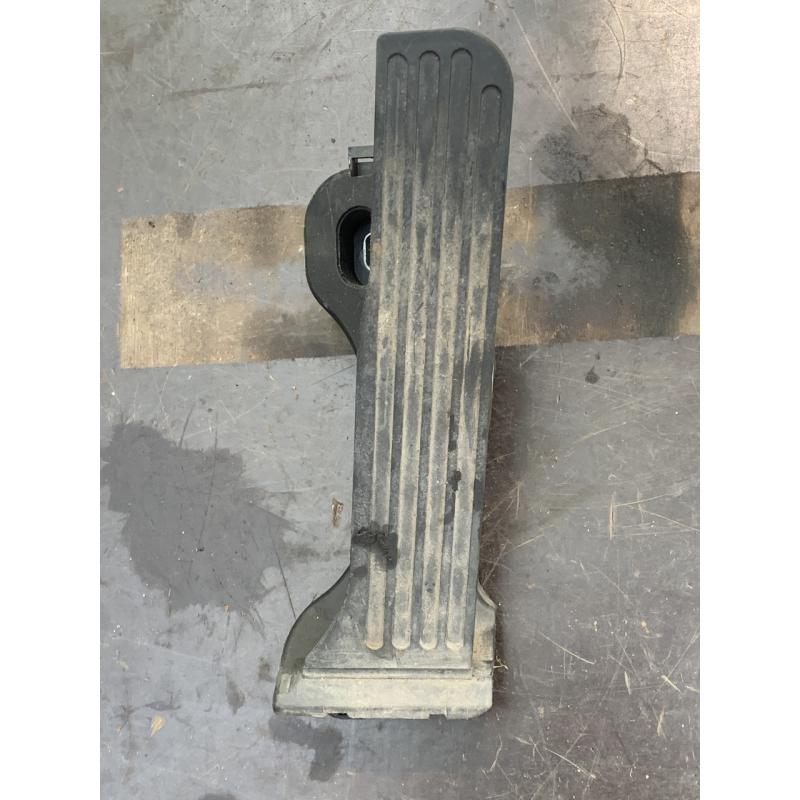 Педаль газу електронна Volkswagen Passat B6 1K1723503L Педаль газу електронна Volkswagen Passat B6 1K1723503L