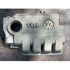Накладка двигуна декоративна Volkswagen Passat B6 03G103967N 03G103967C 03G103967P