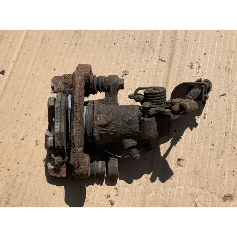 Суппорт гальмівний задній лівий Ford Mondeo MK1 BC140018