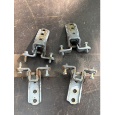 Петлі дверей Mitsubishi Grandis MR292179 MR292180 MR599601 MR599602