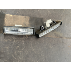 Ліхтар підсвічування номера задній Mitsubishi Grandis MN182324 A045053