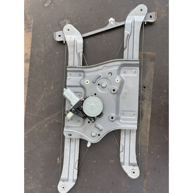 Механізм склопідіймача передніх правих дверей Mitsubishi Grandis MR959658 MR989948