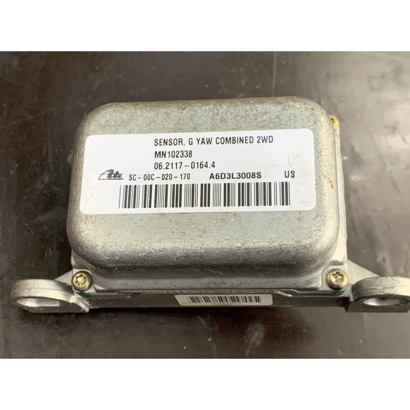 Датчик курсової стійкості Mitsubishi Grandis MN102338 Датчик курсової стійкості Mitsubishi Grandis MN102338