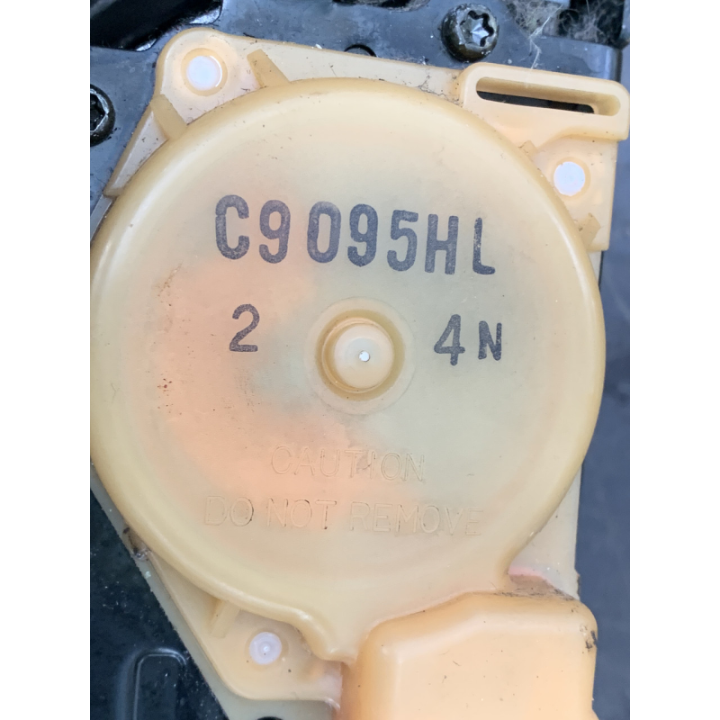 Ремінь безпеки передній лівий Mitsubishi Grandis MN173797HB C9095HL Ремінь безпеки передній лівий Mitsubishi Grandis MN173797HB C9095HL