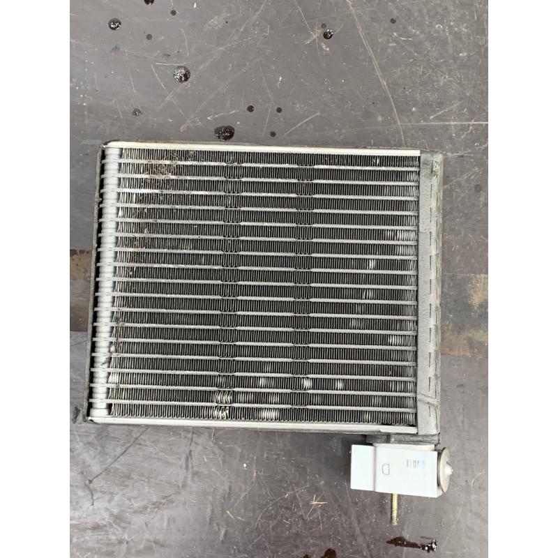 Випарник кондиціонера передній Mitsubishi Grandis 2.4 Mivec 447500-2232 7801A089