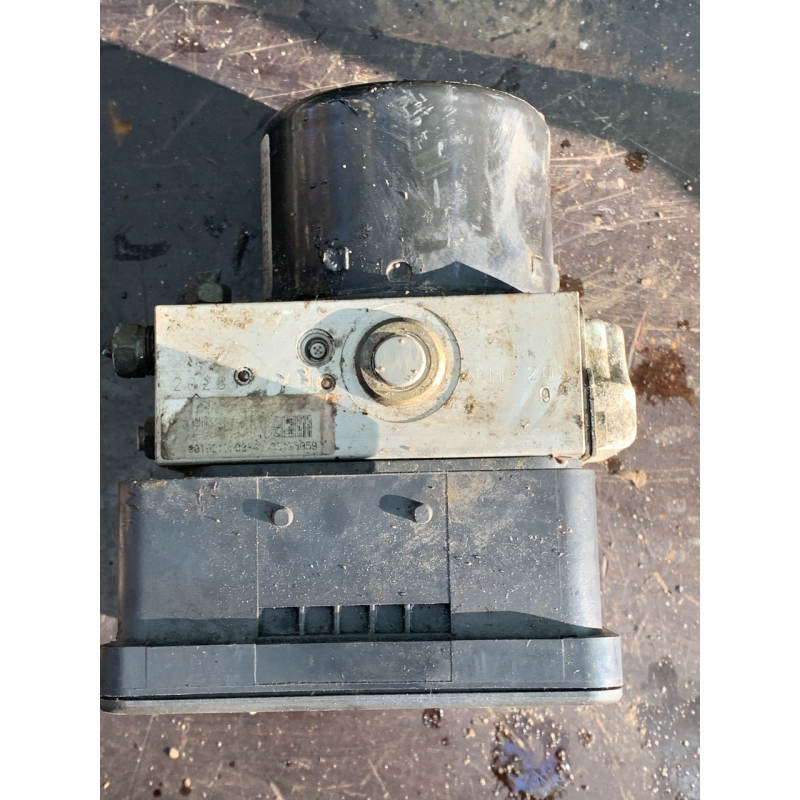 Блок ABS Mitsubishi Grandis 2.4 Mivec MN116523
