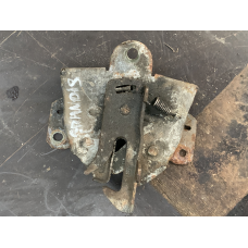 Замок капота Mitsubishi Grandis 2.4 Mivec MR291985
