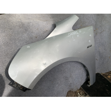 Крило переднє ліве Mitsubishi Grandis 2.4 Mivec 5220B197