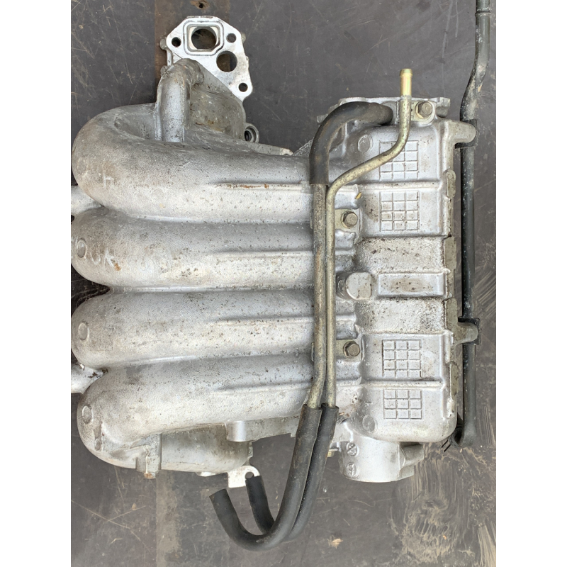 Колектор впускний Mitsubishi Grandis 2.4 Mivec MN171766