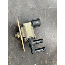 Клапан адсорбера парів палива Mitsubishi Grandis 2.4 Mivec MR507781