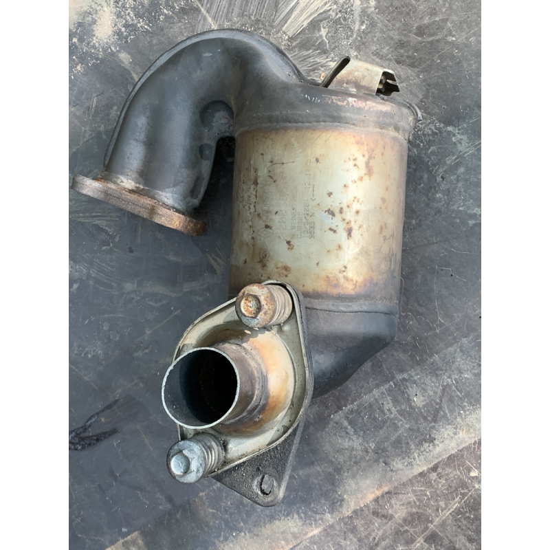 Каталізатор Renault 8200390852 H8200390853