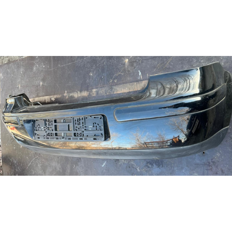 Бампер задній Volkswagen Golf IV (хетчбек) 1J6807417