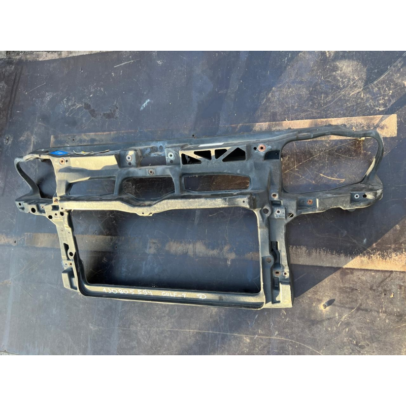 Передня панель/ телевізор Volkswagen Golf 4/ Гольф 4 1J0805594