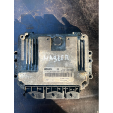 Електронний блок керування двигуном ЕБУ Renault 2.5DCI 8200635666 0281013018 8200635663