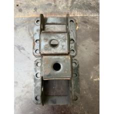 Кронштейн кріплення ресори передній Renault Master/Opel Movano 7700308575