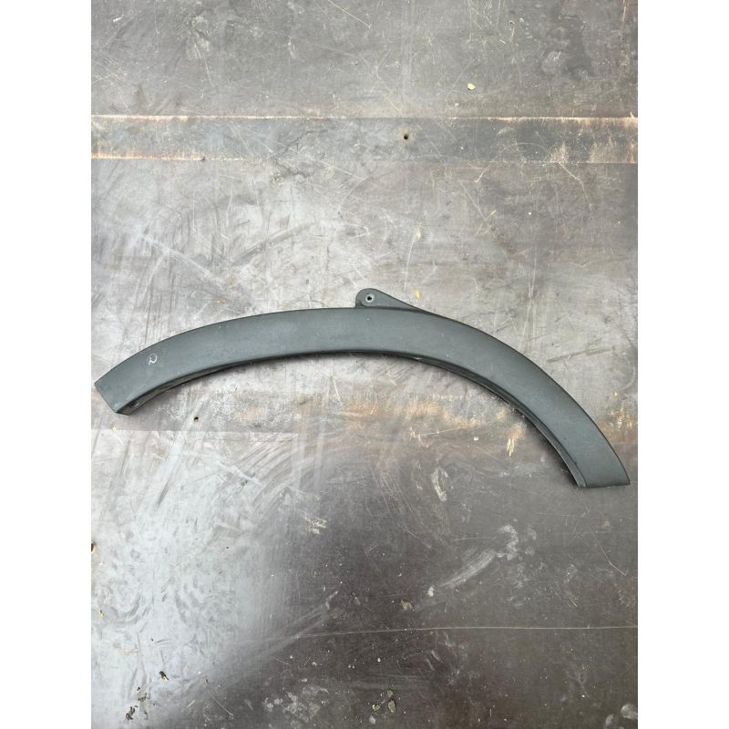 Молдинг крила передній лівий Renault Master/Opel Movano 8200197107