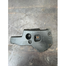 Кронштейн кріплення переднього бампера ліва Renault Master /Opel Movano 8200409286