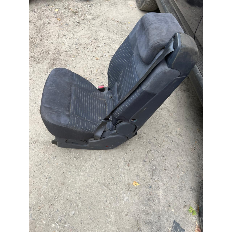 Сидіння заднє Renault Scenic 2 (2003 — 2006) 7701064841