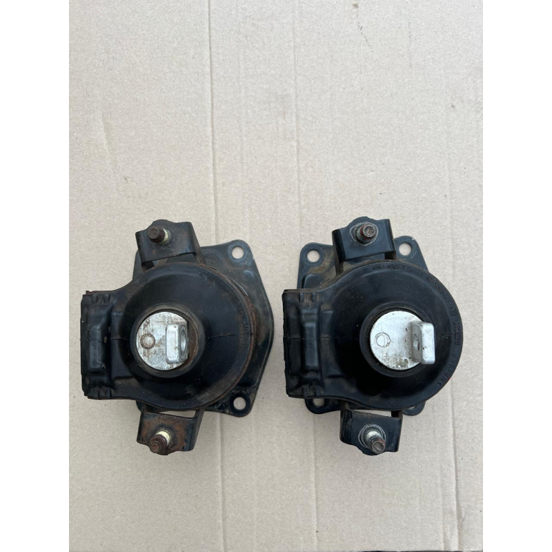 Подушка двигуна передня Honda Accord 7/Хонда Акорд 7 50830SDAA02 50830-SDA-A02 Подушка двигуна передня Honda Accord 7/Хонда Акорд 7 50830SDAA02 50830-SDA-A02