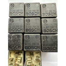 Реле 24V 30A 5-PIN Bosch 0332209211  0 332 209 211