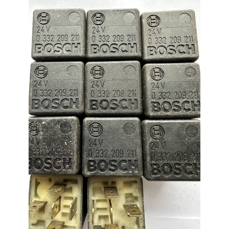 Реле 24V 30A 5-PIN Bosch 0332209211 0 332 209 211 Реле 24V 30A 5-PIN Bosch 0332209211 0 332 209 211