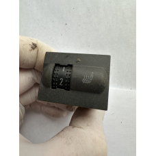 Кнопка ввімкнення обігріву сидіння Skoda Fabia MK1  6Y0953564A  6Y0953564A VAG