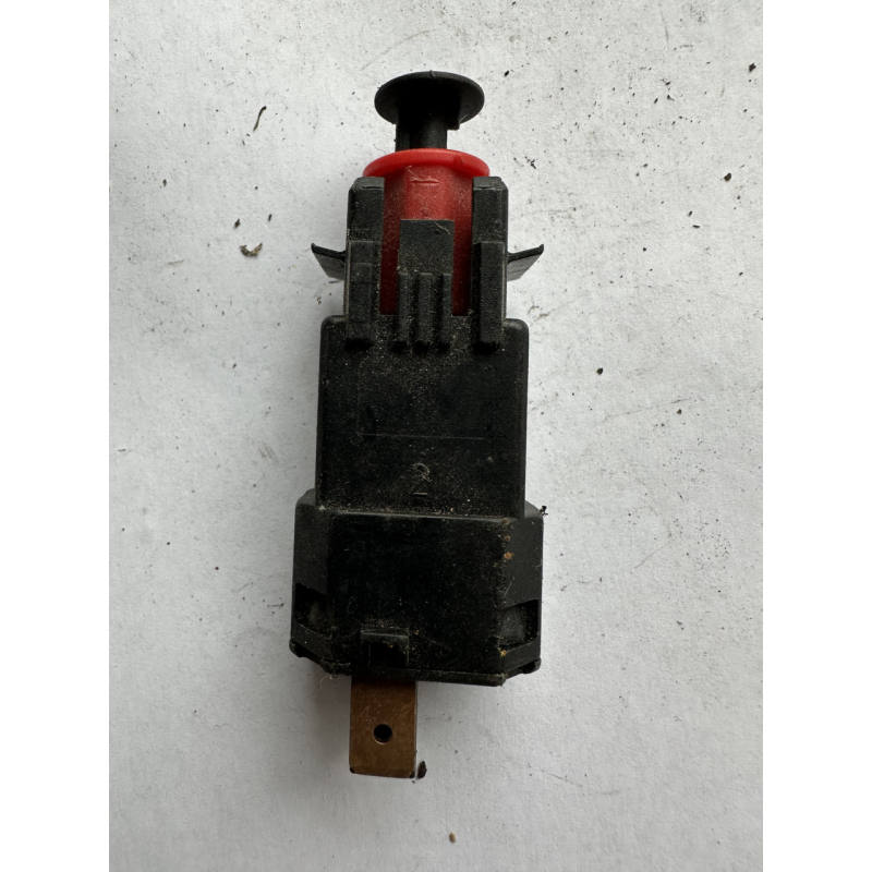 Датчик увімкнення стопигну Opel 90460325 GM 90460325