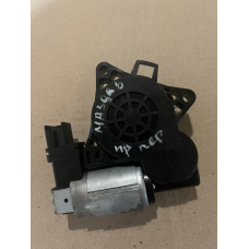 Mazda мотор склопідіймача двері передній правій G22C5858X CM011750