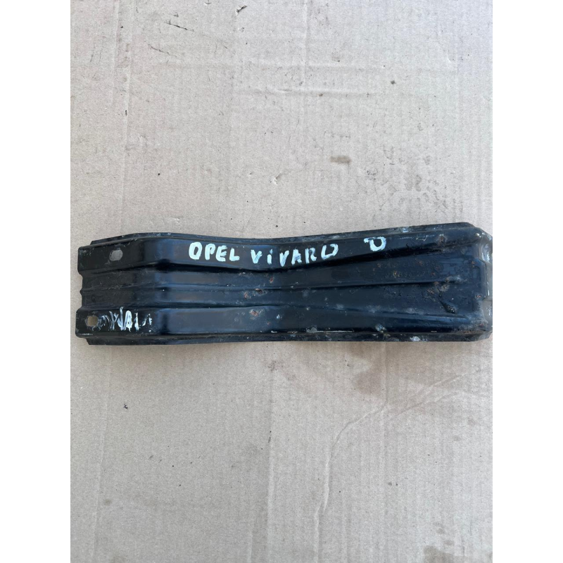 Кронштейн підсилювача бампера Renault Trafic / Nissan Primastar / Opel Vivaro 2001-2014 8200411893