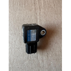 Датчик тиску у впускному колекторі/MAP sensor Honda Accord 7 0798005410 Denso