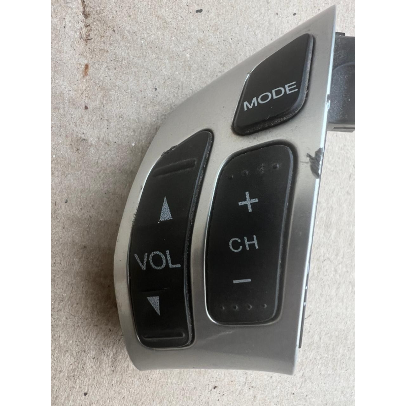 Кнопка багатофункціональна Honda Accord 7 35880-SEA-003