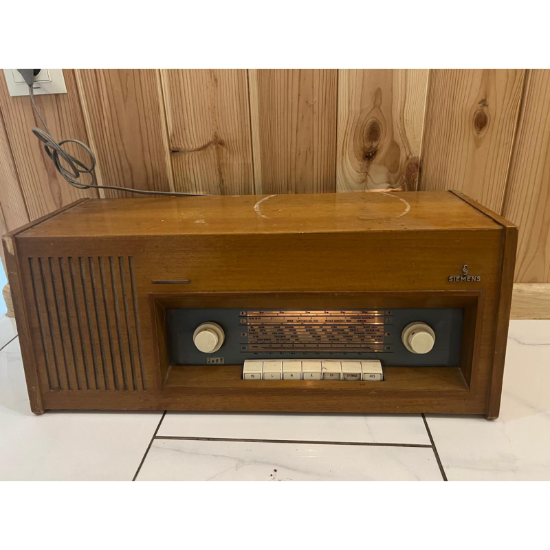 Ретро-радіоприймач Siemens Standardsuper RB22