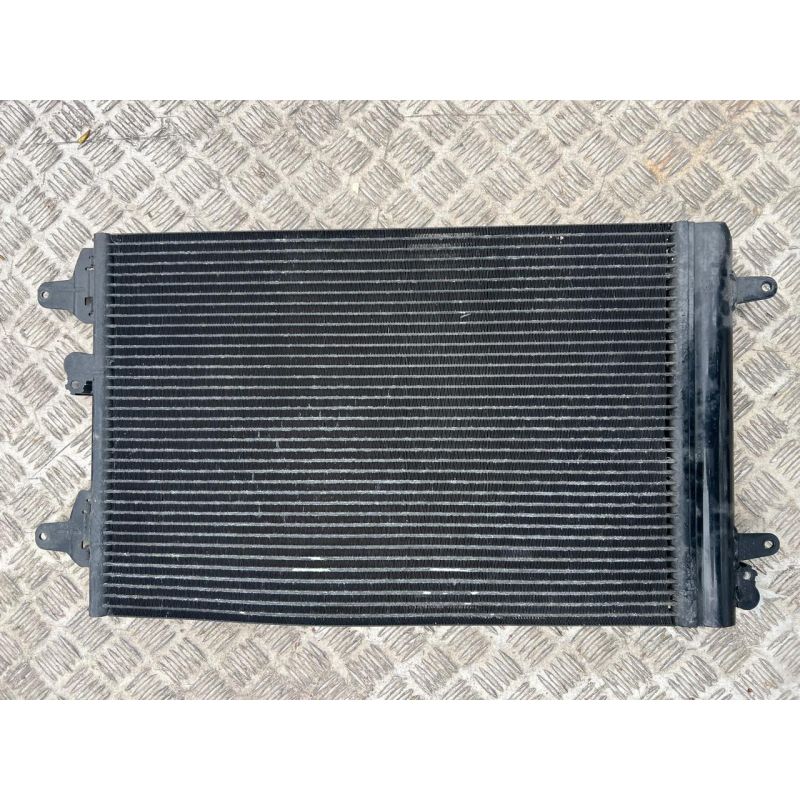 Радіатор кондиціонера Volkswagen Sharan YM2H19C600AA 7M3820411