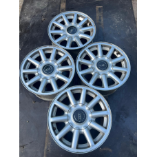 Оригінальні литі диски Audi  R15 4*108
