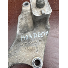 Кронштейн КПП Ford 2S717M125AB Ford Mondeo III 2000-2007