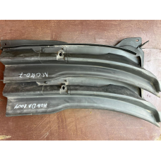 Пластик під лобове скло/яйко Honda Accord 7 74220SEAG0 74220-SEA-G0