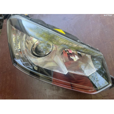 Фара передня права Skoda Yeti 2019 130702427700  1305631423