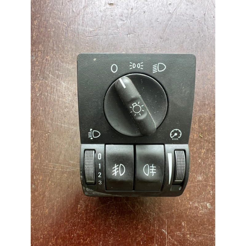 Блок керування світлом Opel Corsa C 9116613  GM 9116613 0524119